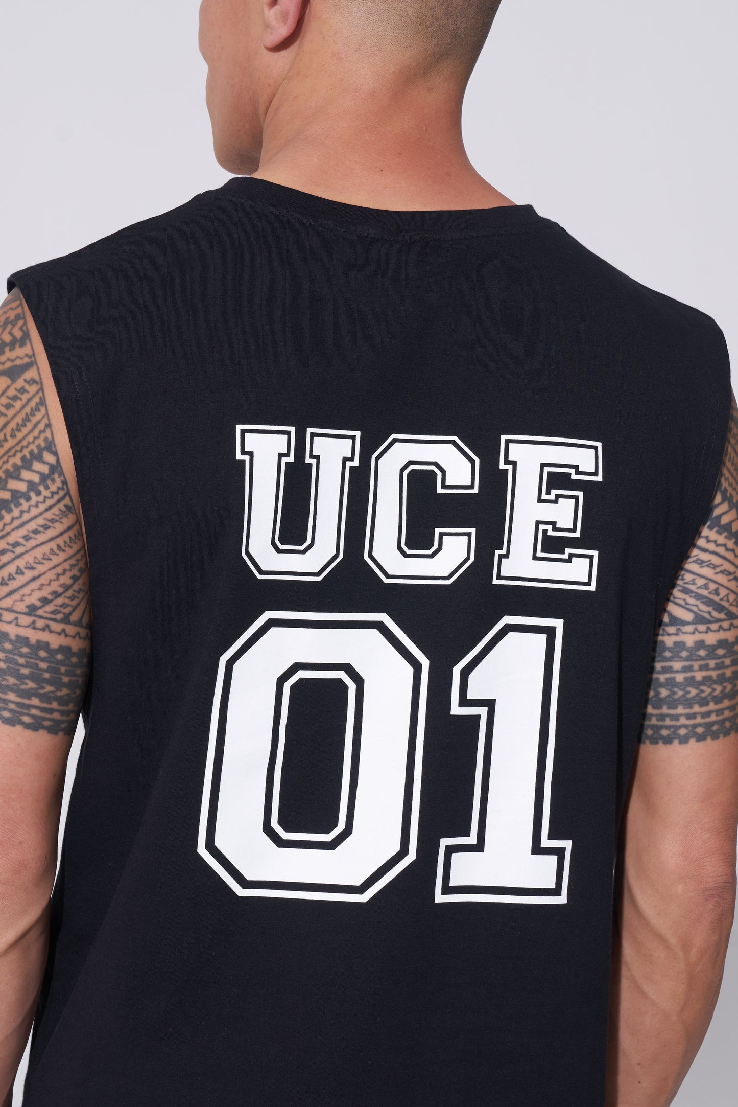 UCE 01 black tank
