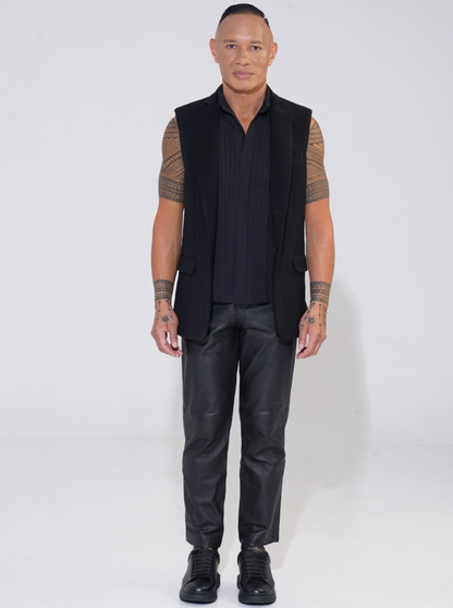 The Edward -  our classic two button jacket with lapels