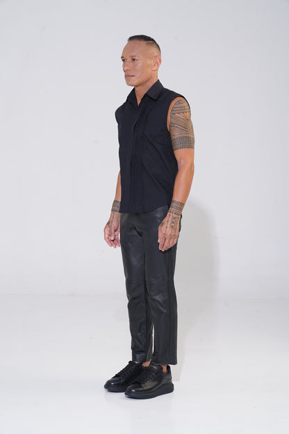 Black Pleat Front Sleeveless Shirt - ENDEMANN